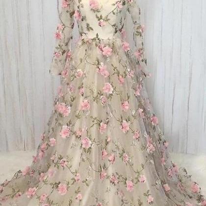 Champagne V Neck Tulle 3d Flowers Long Prom Dress..