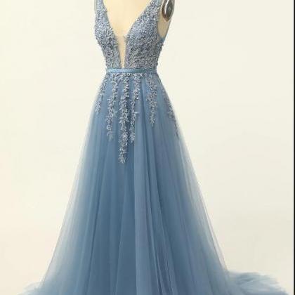 Blue Tulle Prom Dress With Appliques