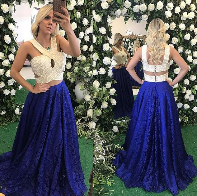 2018 Sexy Sleeveless Halter Prom Dress With Pearls,royal Blue Lace Prom Dress,elegant Evening Dresses