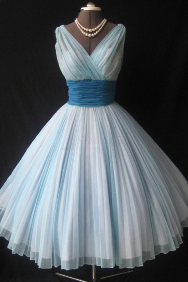 Elegant V-neck Sleeveless Knee-length Sky Blue Homecoming Dress Ruched With Blue Sash,party Dress,graduation Dress,a-line Prom Dresses, Prom