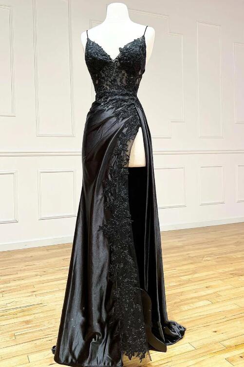 Black Appliques V-neck Lace-up Prom Gown With Slit