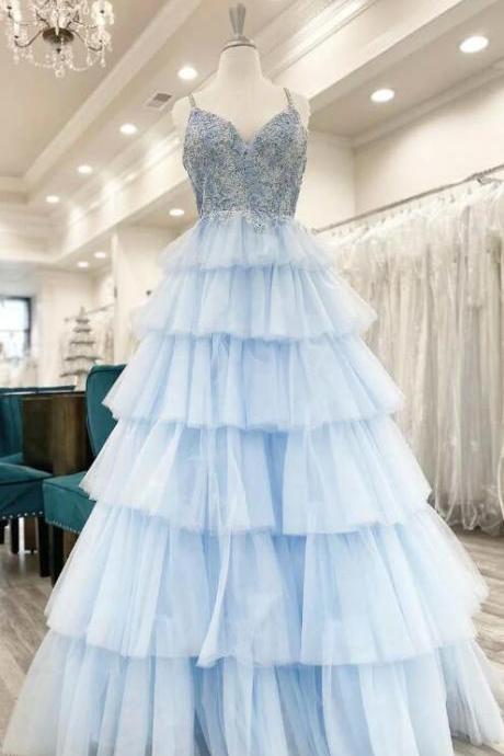 Floral Lace V-neck Multi-tiered A-line Prom Dress